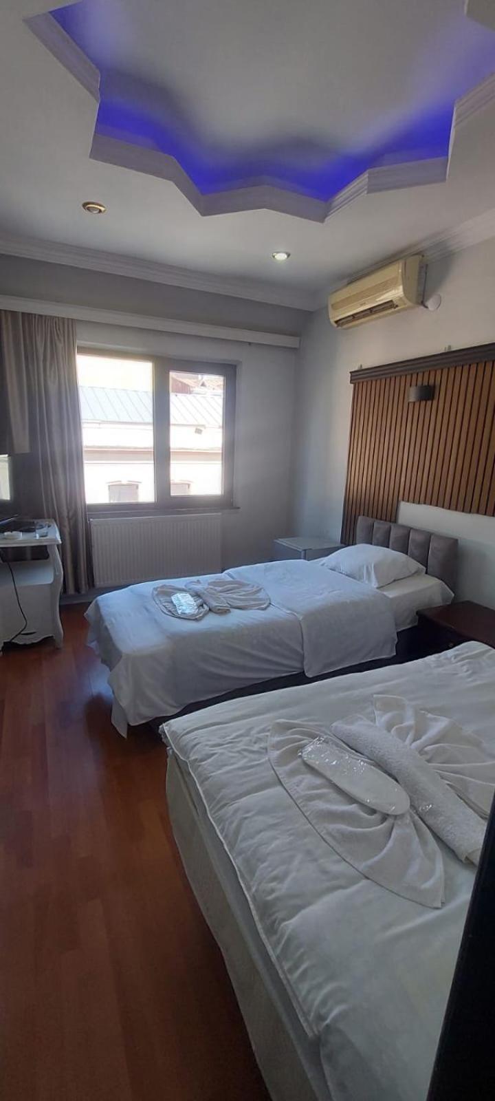 Metrepol Hotel Batumi Exterior photo