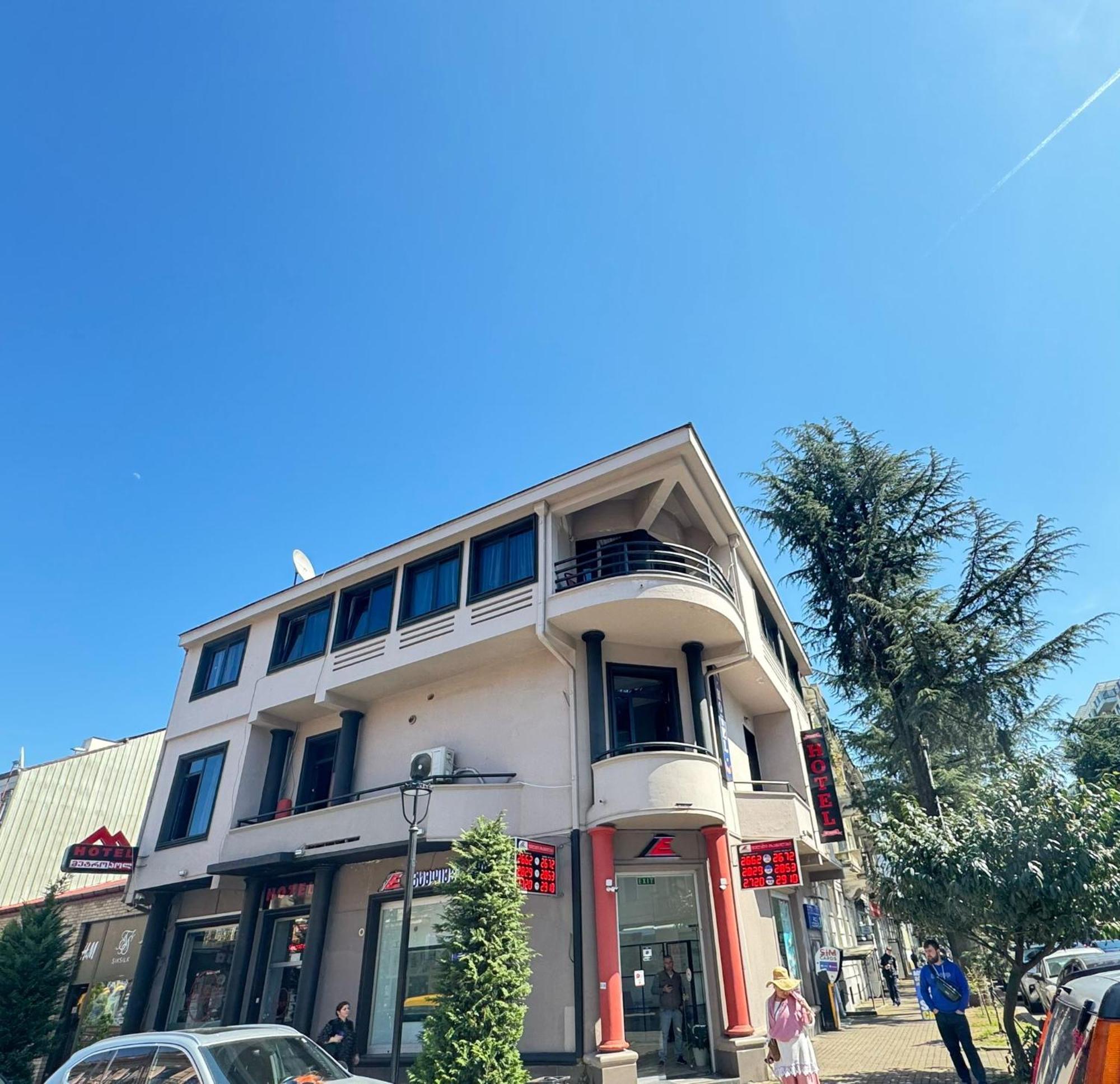 Metrepol Hotel Batumi Exterior photo